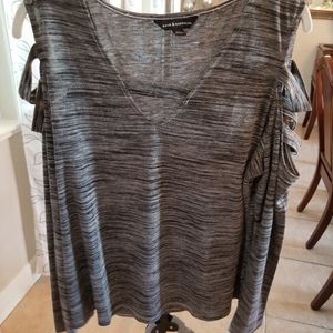 Shoulder detail top